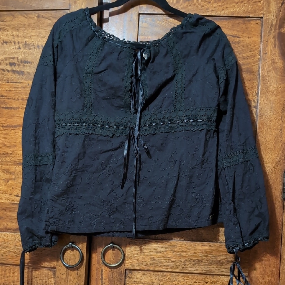 Parasuco Black Lace Detail Bohemian Blouse